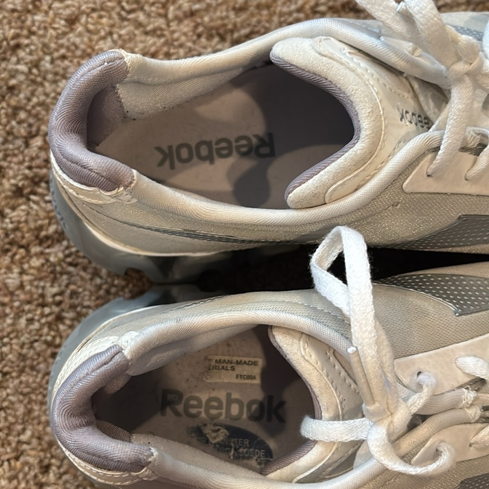 Reebok Gray and White Sneakers - Picture 5 of 6